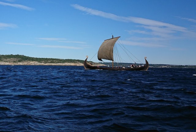 Vikingskip utenfor Gjeterøya, Gamle Langesund